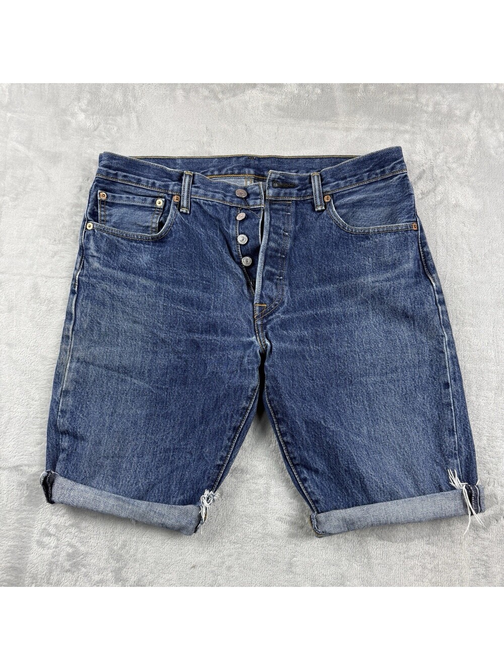Levi’s Men 34 Blue Denim Cutoff Shorts Button Fly Distressed Raw Hem Rollup Prep